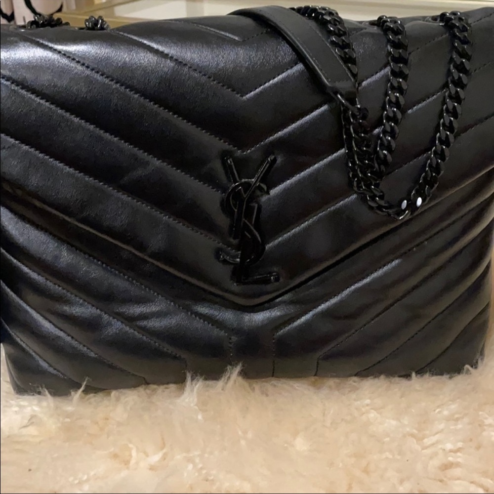 Ysl medium toy Lou Lou